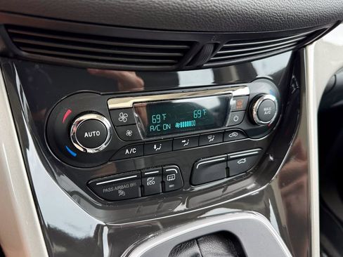 Used 2016 Ford C-MAX SEL w/ Equipment Group 302A FWD image 31