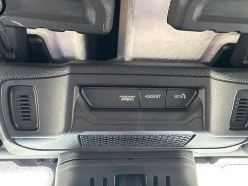 Certified 2026 Jeep Wrangler Unlimited Sahara AWD/4WD image 18