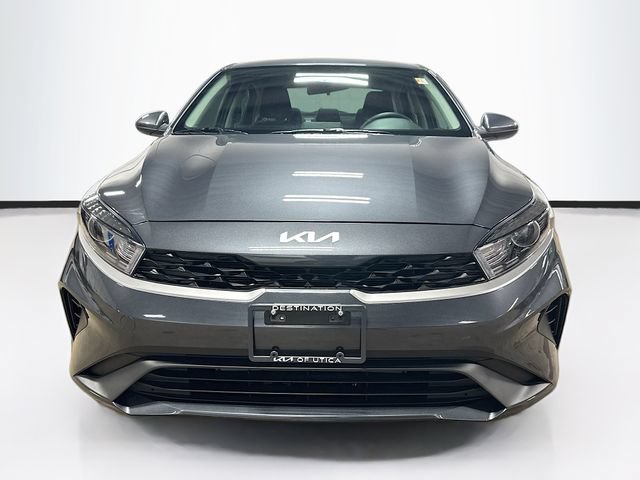 Used 2024 Kia Forte LXS FWD image 2