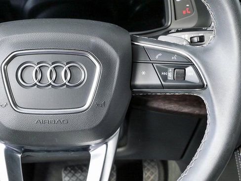 Used 2023 Audi Q8 Premium Plus w/ Premium Plus Package image 11