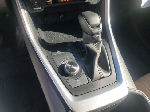 New 2025 Toyota RAV4 XLE image 17