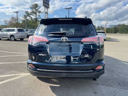 Used 2018 Toyota RAV4 LE w/ All Weather Liner Package AWD/4WD image 6
