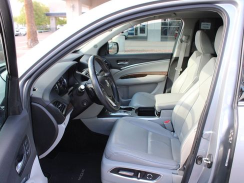 Used 2020 Acura MDX SH-AWD w/ Technology Package image 9