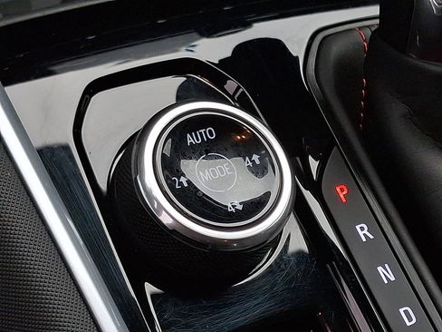 Used 2025 Chevrolet Colorado Z71 image 25