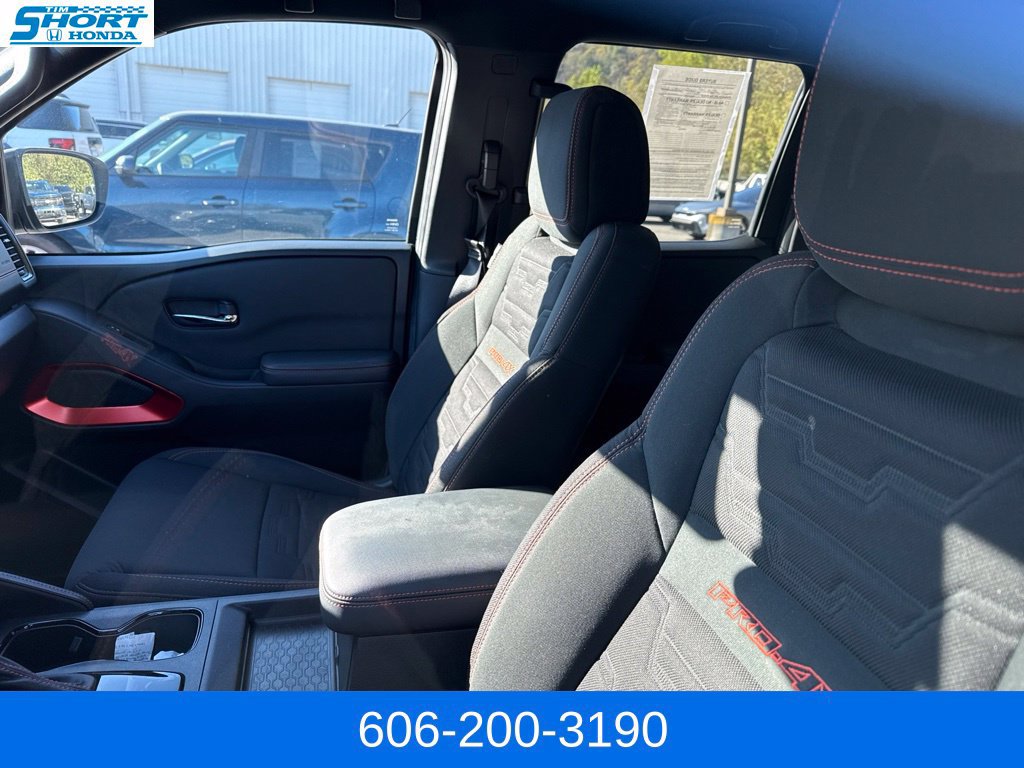Used 2023 Nissan Frontier PRO-4X w/ Technology Package AWD/4WD image 13