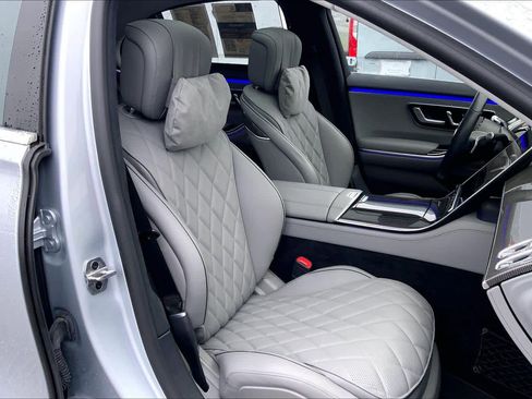 Certified 2022 Mercedes-Benz S 580 4MATIC Sedan image 7