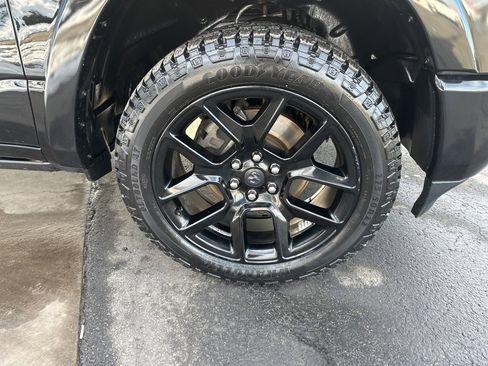 Used 2020 RAM 1500 Laramie image 15