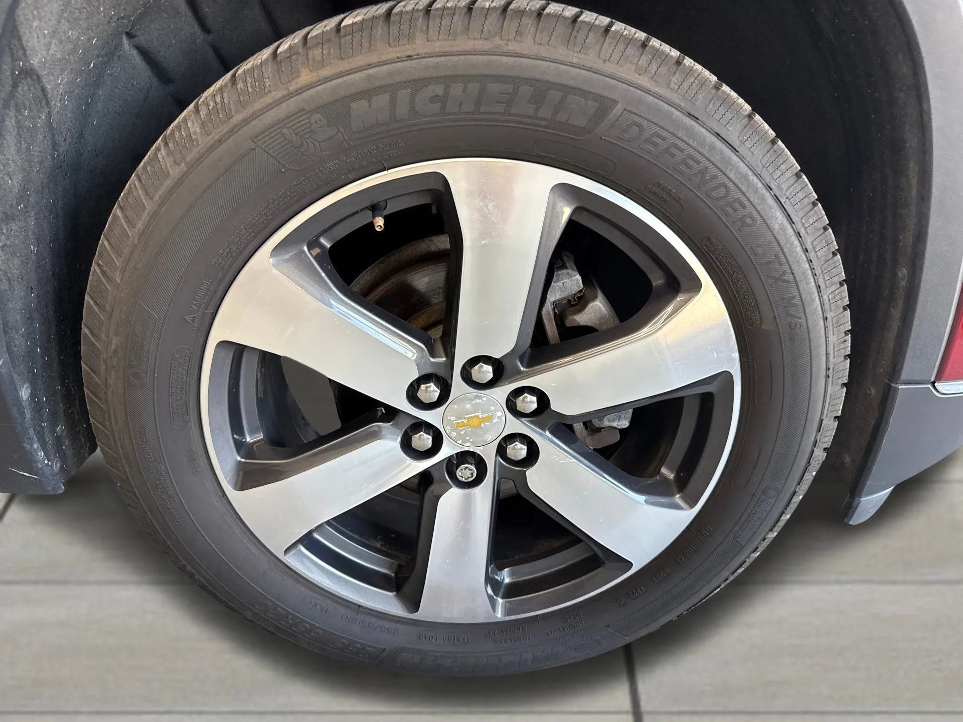 Used 2019 Chevrolet Traverse LT w/ LT Premium Package FWD image 23