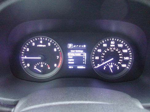 Used 2017 Hyundai Tucson Limited w/ Cargo Package image 24