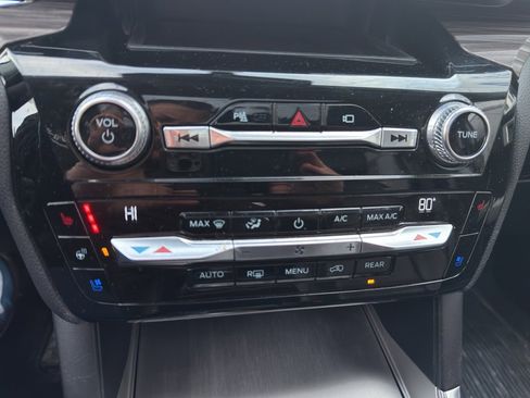 Used 2021 Ford Explorer Limited w/ Equipment Group 301A image 14