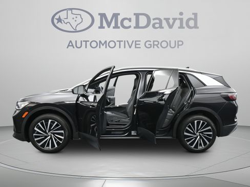 Used 2023 Volkswagen ID.4 Pro S Plus AWD/4WD image 41