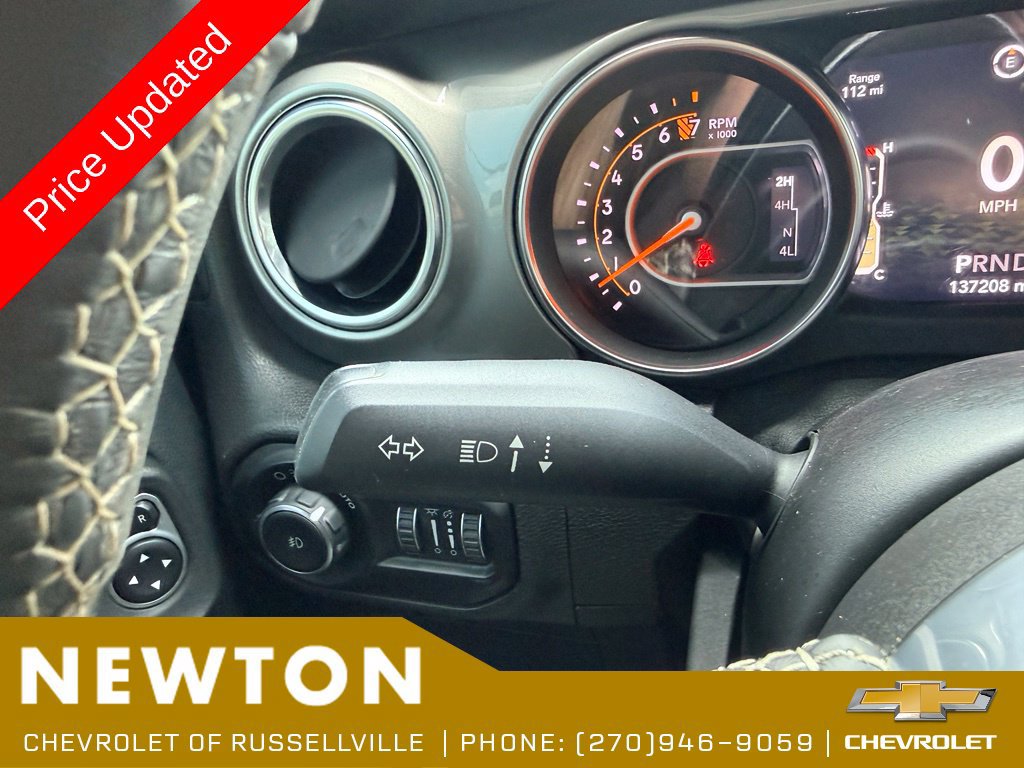 Used 2019 Jeep Wrangler Unlimited Sahara AWD/4WD image 23
