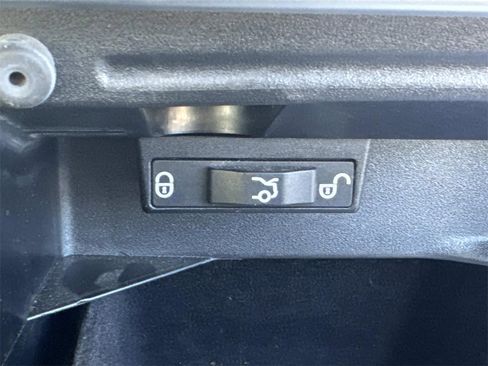 Used 2019 Mercedes-Benz C 300 Sedan image 30