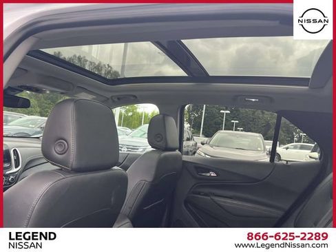 Used 2023 Chevrolet Equinox Premier AWD/4WD image 14
