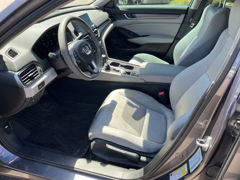 Used 2018 Honda Accord LX image 2