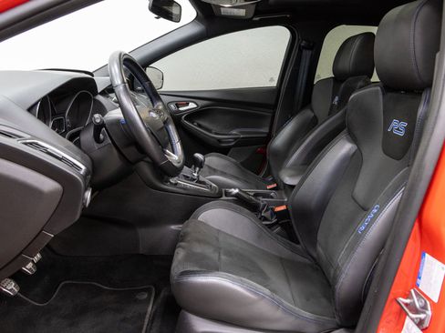 Used 2018 Ford Focus RS image 7