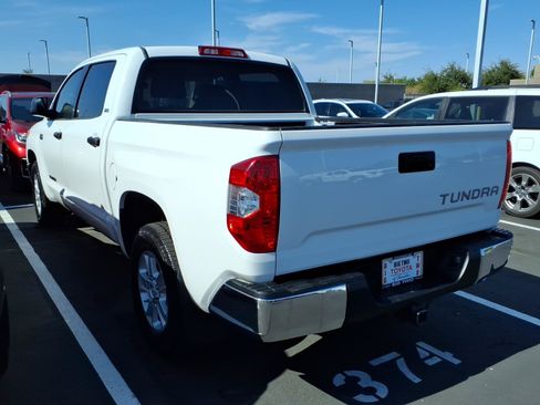 Used 2015 Toyota Tundra SR5 w/ SR5 Upgrade Package RWD image 3
