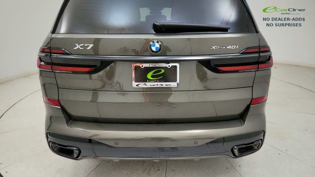 Used 2026 BMW X7 xDrive40i AWD/4WD image 27