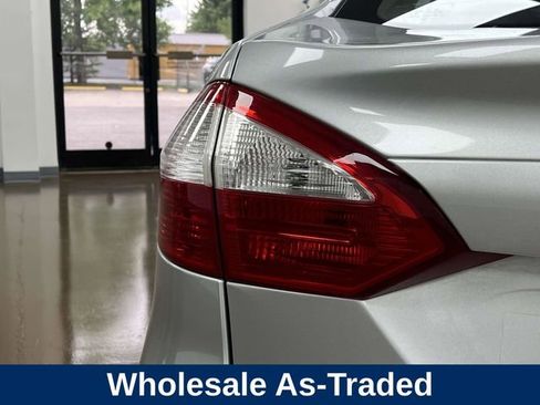 Used 2015 Ford Fiesta SE FWD image 10