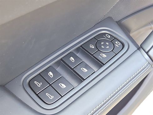 New 2025 Porsche Cayenne GTS image 26