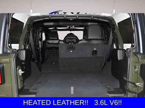Used 2021 Jeep Wrangler Unlimited Rubicon w/ Dual Top Group AWD/4WD image 28