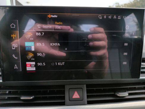 Used 2025 Audi A5 2.0T Premium Plus w/ Convenience Plus Package image 23