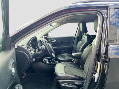 Used 2020 Jeep Compass Latitude AWD/4WD image 19