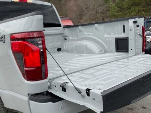 Used 2026 Ford F150 STX AWD/4WD image 17
