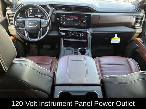 Used 2024 GMC Sierra 2500 Denali Ultimate image 13