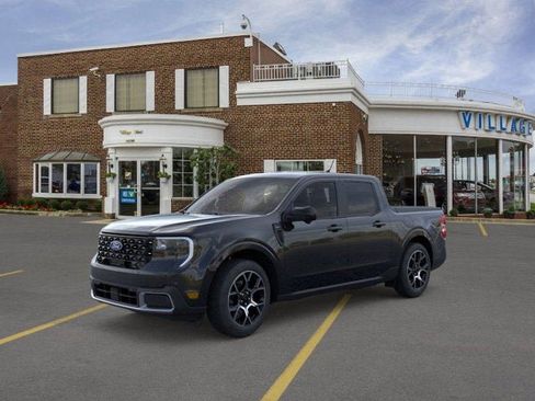 New 2025 Ford Maverick Lariat w/ 4K Tow Package image 25