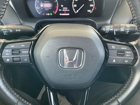 Used 2025 Honda HR-V Sport image 29