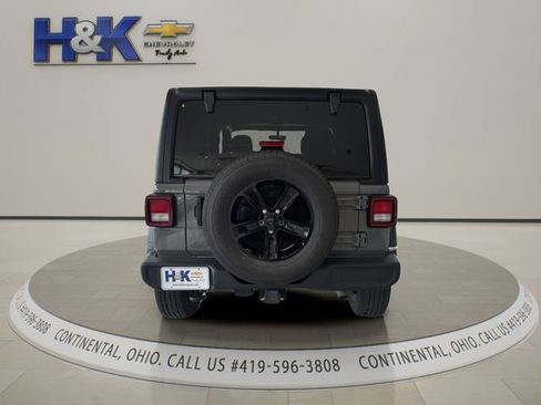Used 2023 Jeep Wrangler Unlimited Sport AWD/4WD image 5