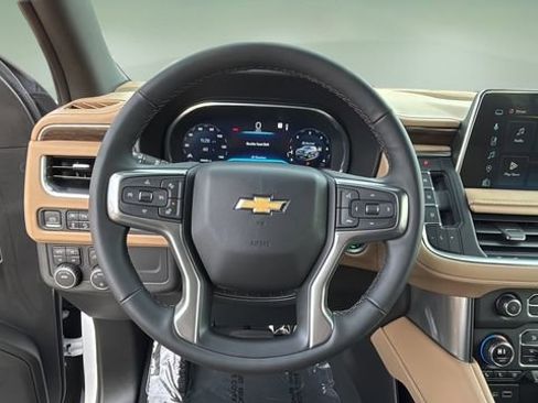 Used 2023 Chevrolet Tahoe Premier image 11