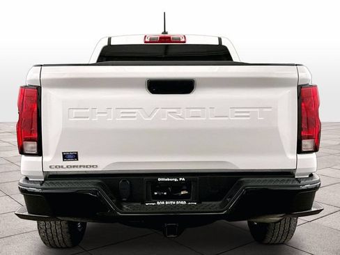 Used 2023 Chevrolet Colorado Trail Boss w/ Advanced Trailering Package AWD/4WD image 4