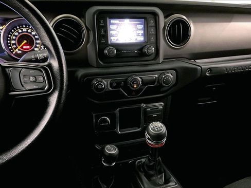 Used 2021 Jeep Wrangler Sport image 6