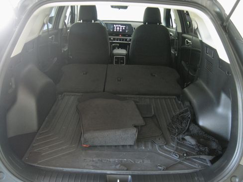 Certified 2023 Kia Sportage LX image 18