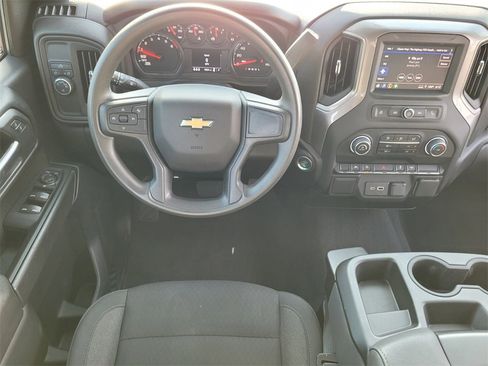 Certified 2025 Chevrolet Silverado 1500 Custom w/ LPO, Dark Essentials Package image 16