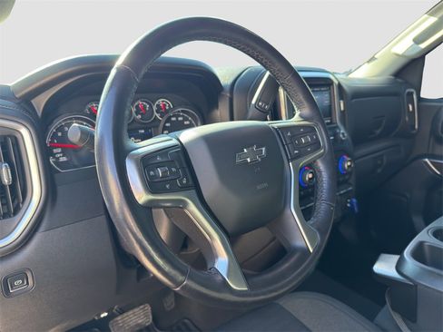 Used 2021 Chevrolet Silverado 1500 RST image 9