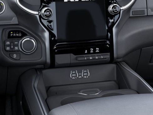 New 2026 RAM 1500 4x4 Crew Cab image 24