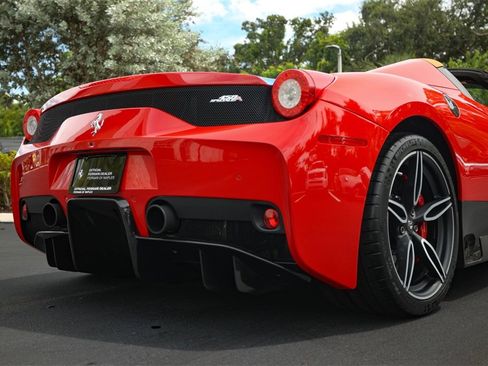 Certified 2015 Ferrari 458 Speciale A image 18