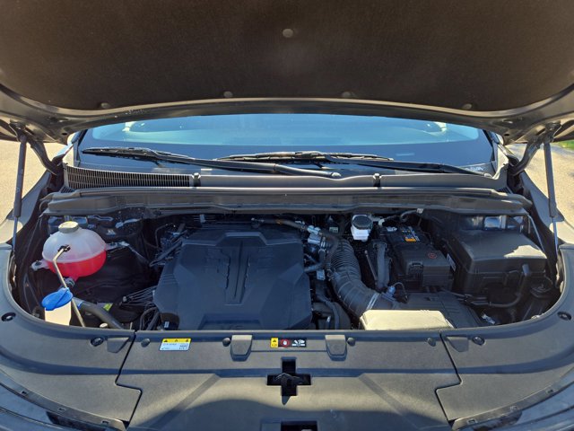 Used 2025 Kia Carnival FWD image 32