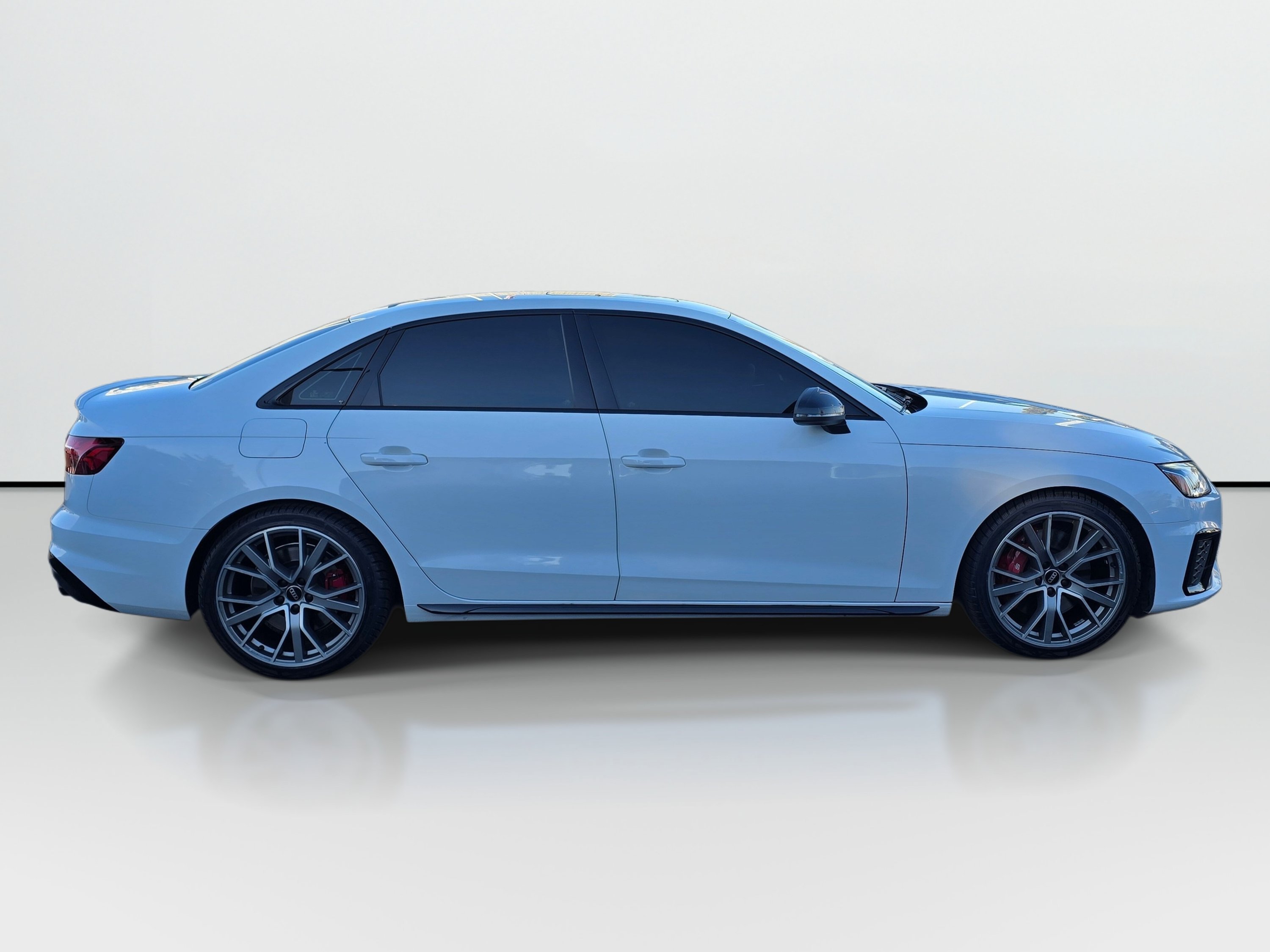 Used 2023 Audi S4 Premium Plus w/ Premium Plus Package AWD/4WD image 7