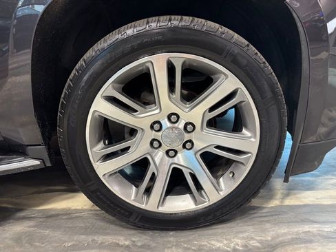 Used 2016 Cadillac Escalade Luxury image 31