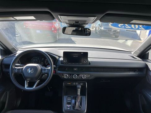 Certified 2025 Honda CR-V Sport image 10