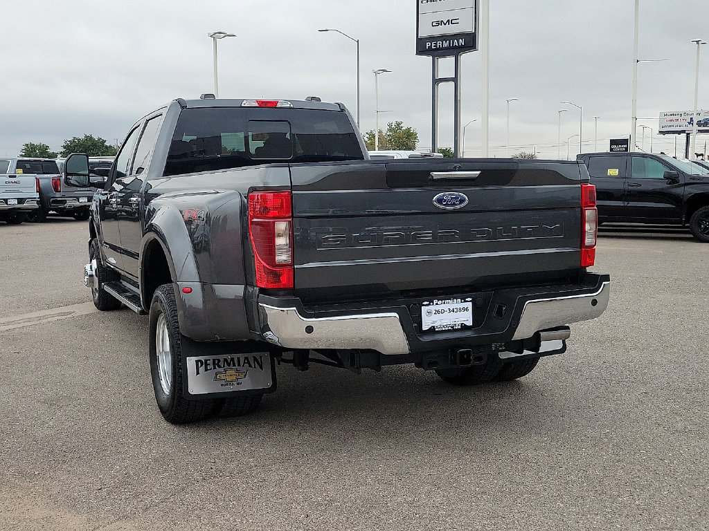 Used 2020 Ford F350 XLT w/ XLT Premium Package AWD/4WD image 9