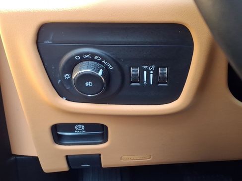 Used 2021 Jeep Grand Cherokee L Summit AWD/4WD image 20
