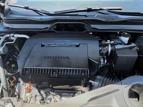 Used 2025 Honda Pilot TrailSport image 35