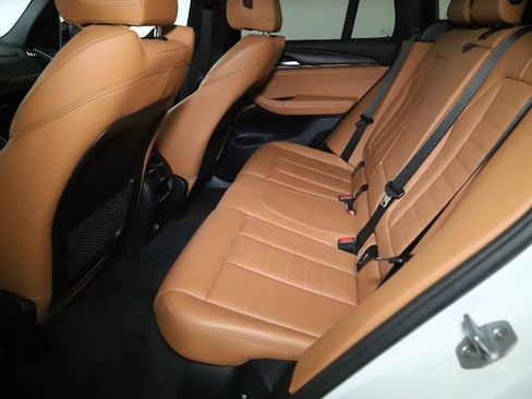 Used 2019 BMW X3 xDrive30i w/ Premium Package image 14