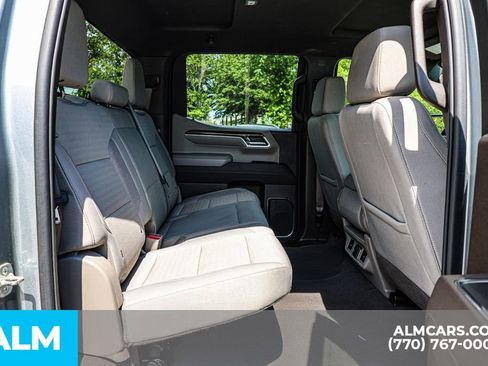 Used 2025 Chevrolet Silverado 1500 LT RWD image 22