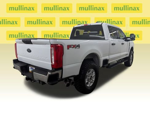 Used 2025 Ford F250 XLT w/ FX4 Off-Road Package AWD/4WD image 3